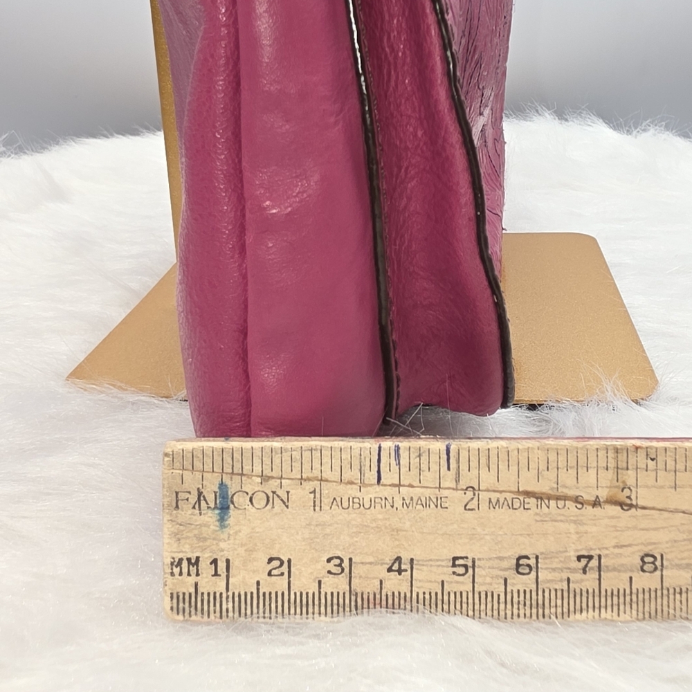 Fossil Pink Floral Embossed Crossbody Bag - Picture 7 of 8